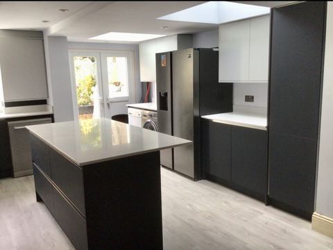Finished shaker kitchen by Excellence Living