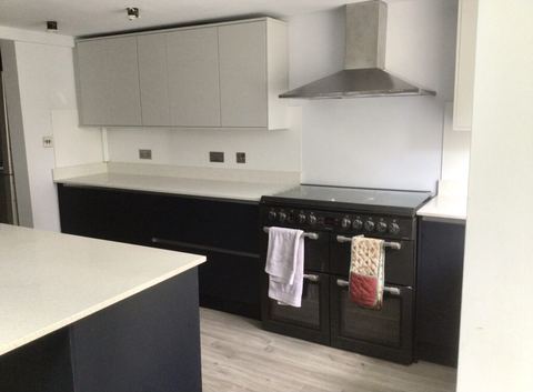 Open-plan kitchen-diner renovation